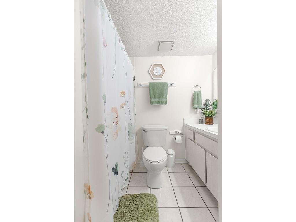 586 Fairways Circle #A Ocala FL 34472 OM714128 image26