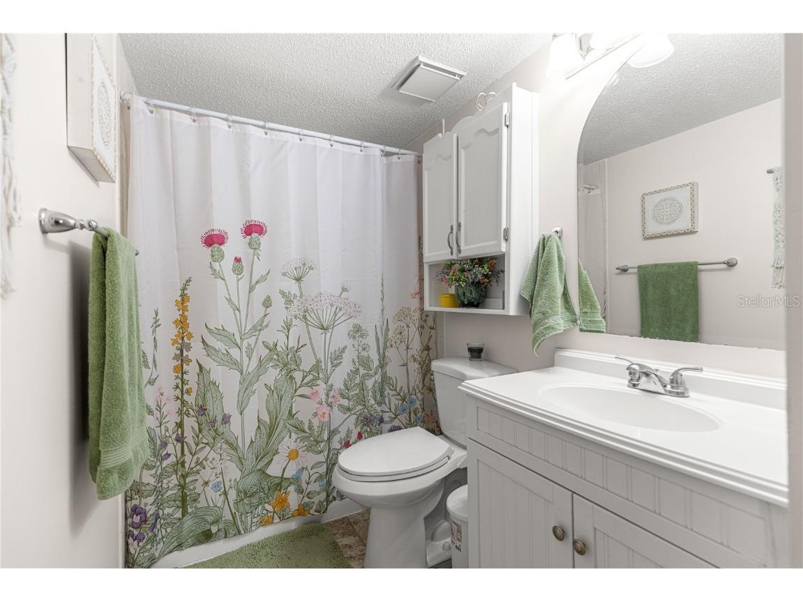 586 Fairways Circle #A Ocala FL 34472 OM714128 image9