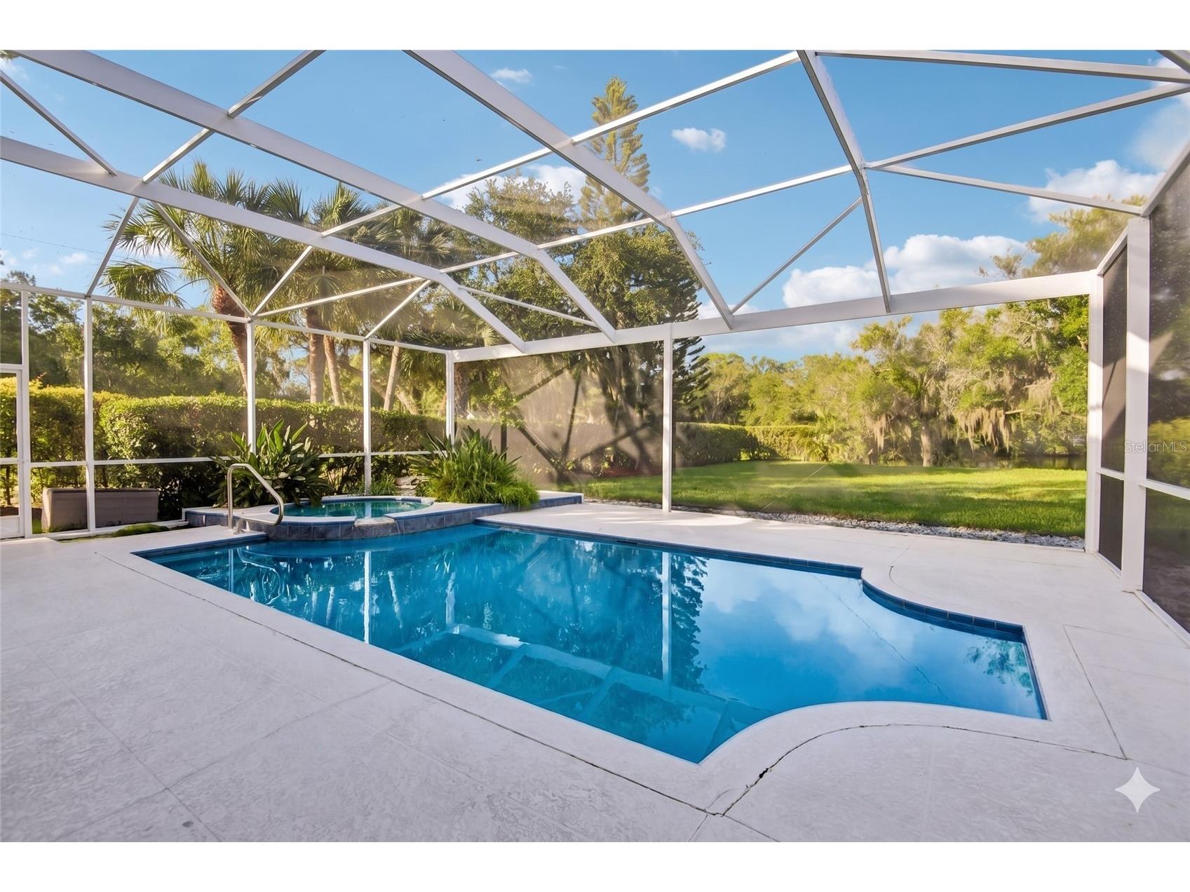 586 Kingsmill Court Oldsmar FL 34677 TB8512390 image2