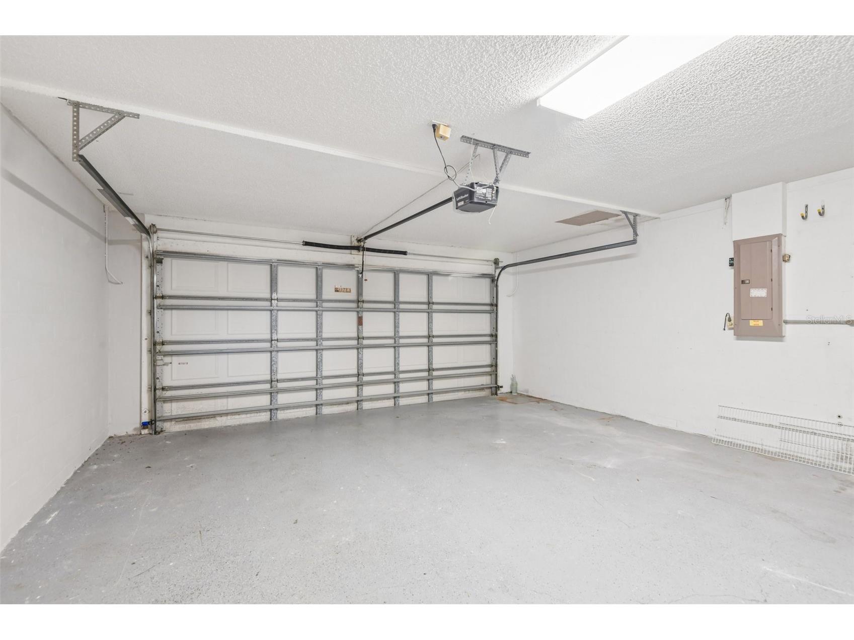 586 Kingsmill Court Oldsmar FL 34677 TB8512390 image36