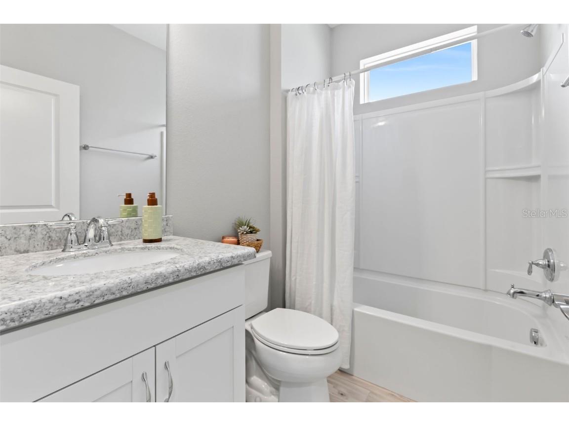 586 Lost Shaker Way Daytona Beach FL 32124 V4944152 image18