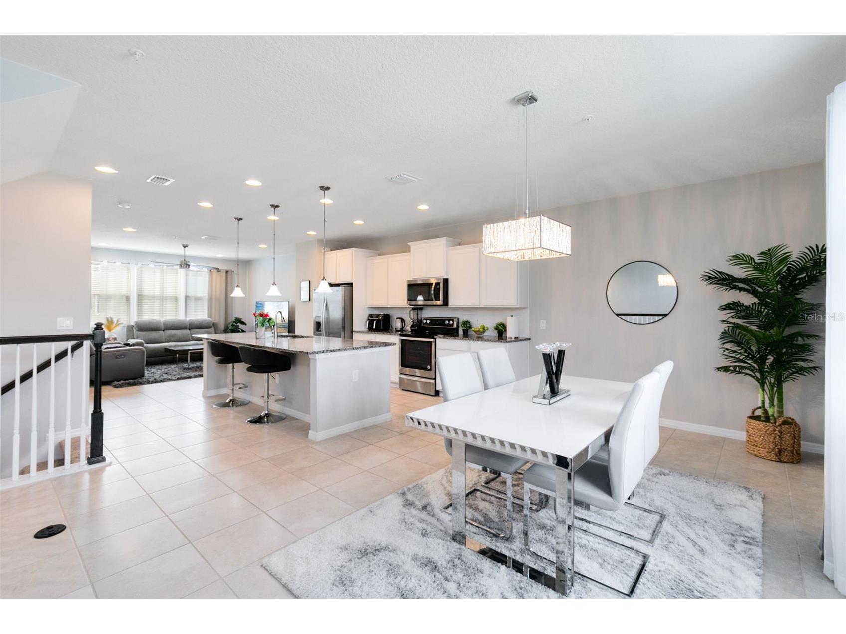 586 Piazza Point Oviedo FL 32765 O6413471 image4