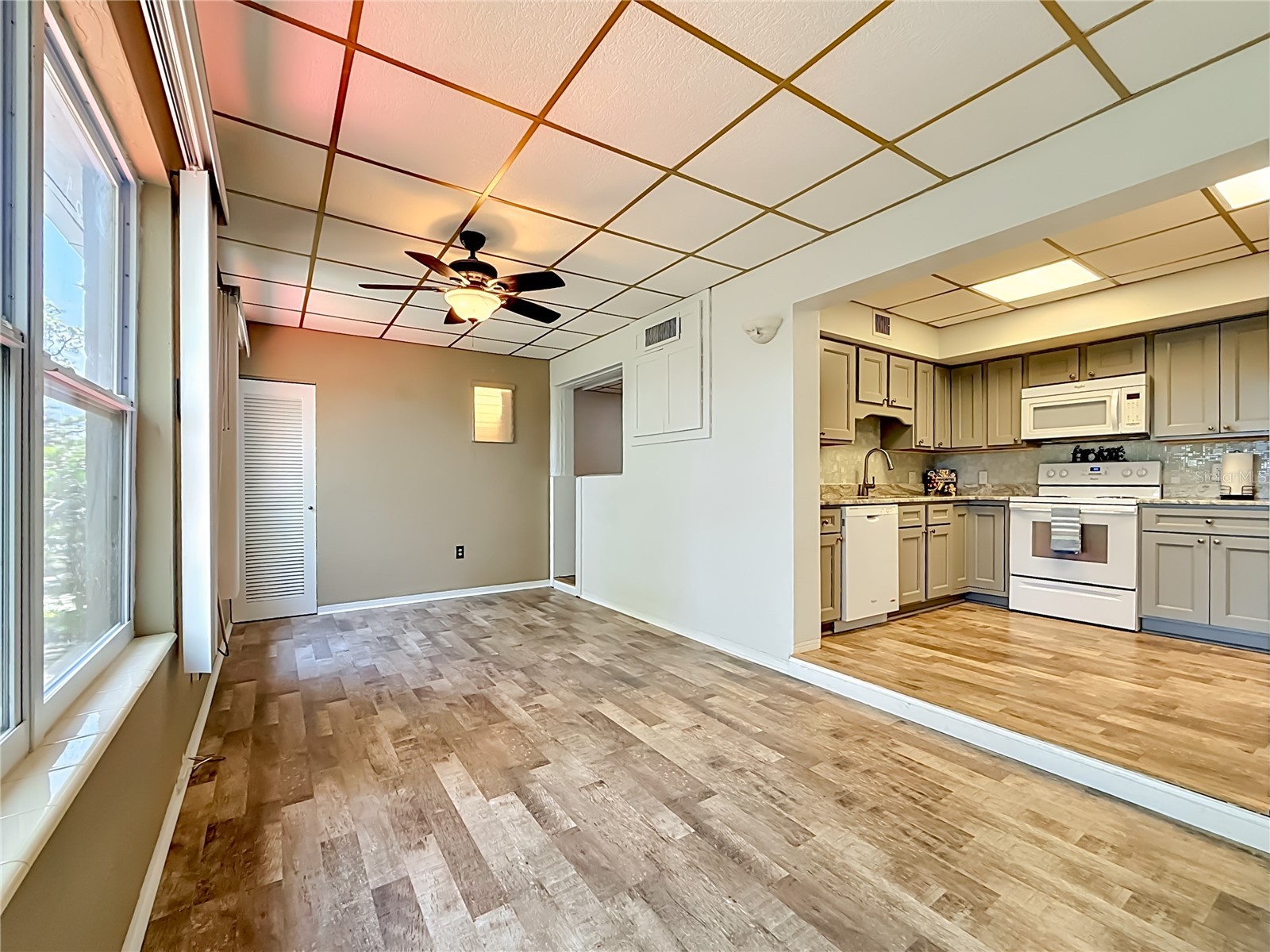 5860 43rd Terrace N #1513 Kenneth City FL 33709 TB8506164 image23