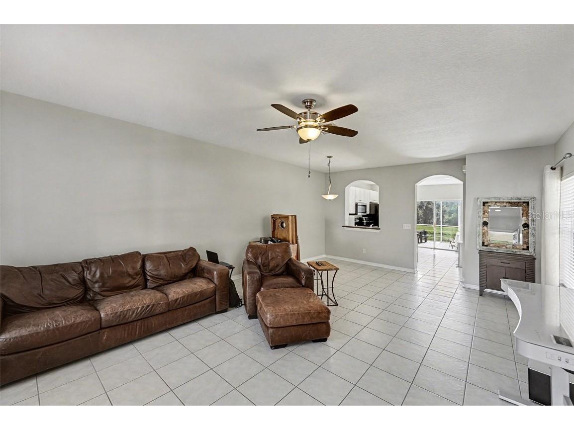 5860 Fishhawk Ridge Drive Lithia FL 33547 TB8455382 image4