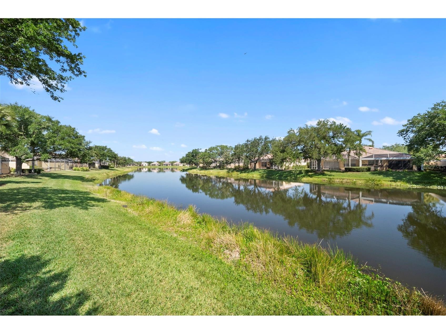 5860 Helicon Place Sarasota FL 34238 A4691516 image17
