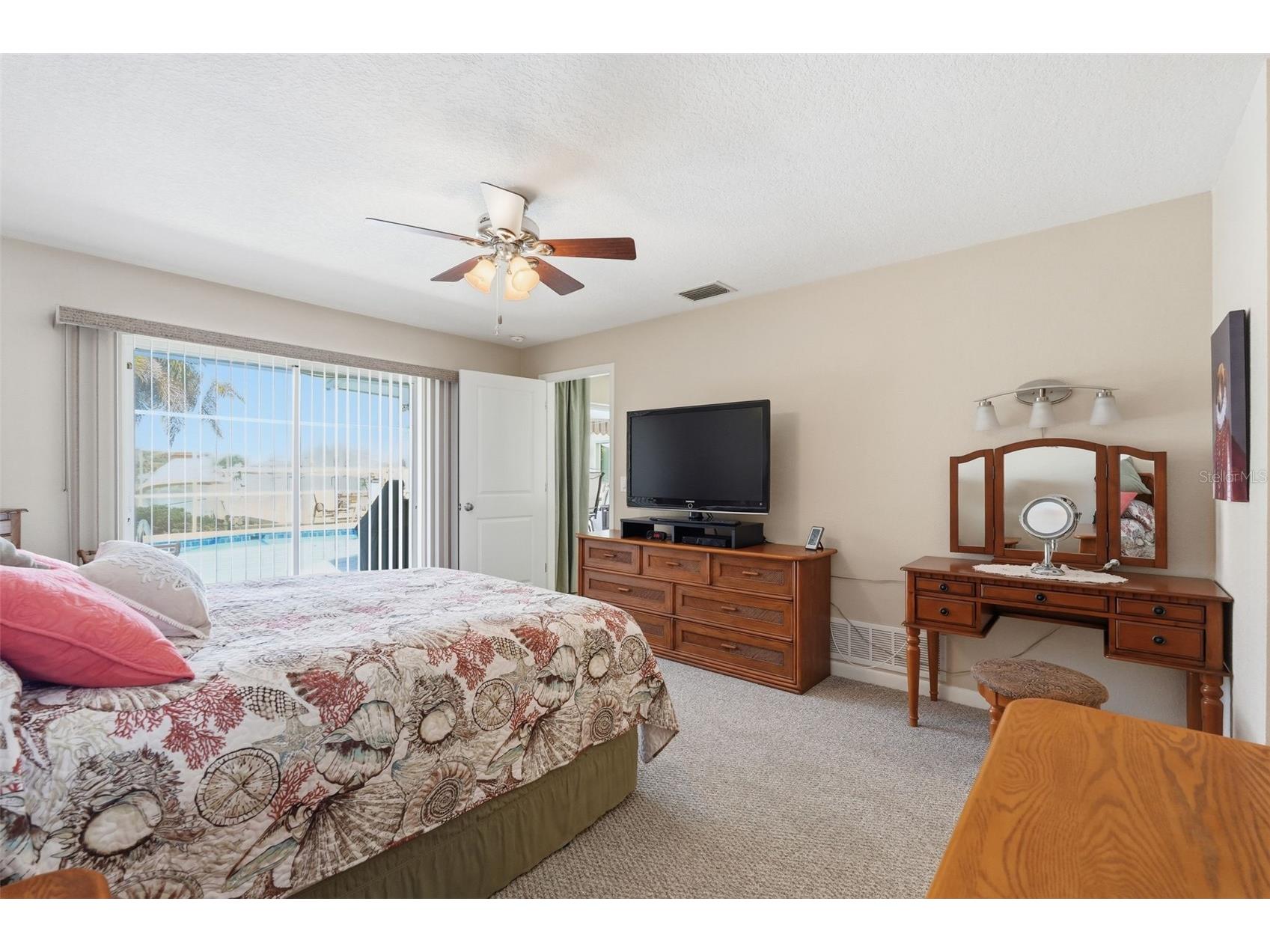 5860 Leeland Street S Saint Petersburg FL 33715 A4690573 image11