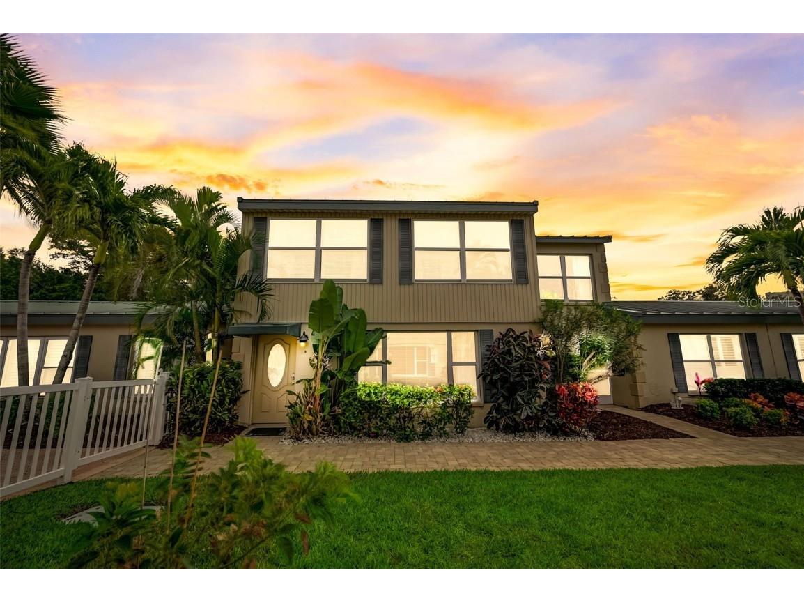 5860 Midnight Pass Road #5 Sarasota FL 34242 T3494163 image1
