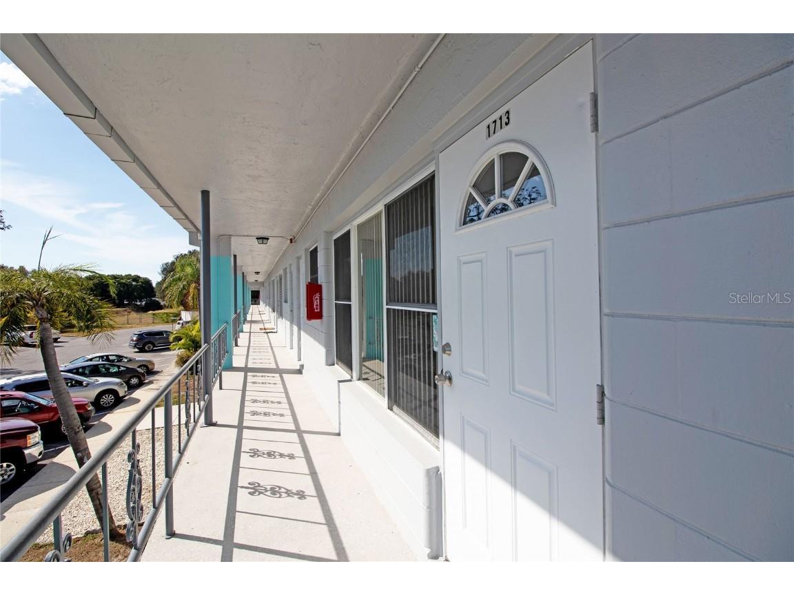 5861 42nd Terrace N #1713 Kenneth City FL 33709 U8221955 image1