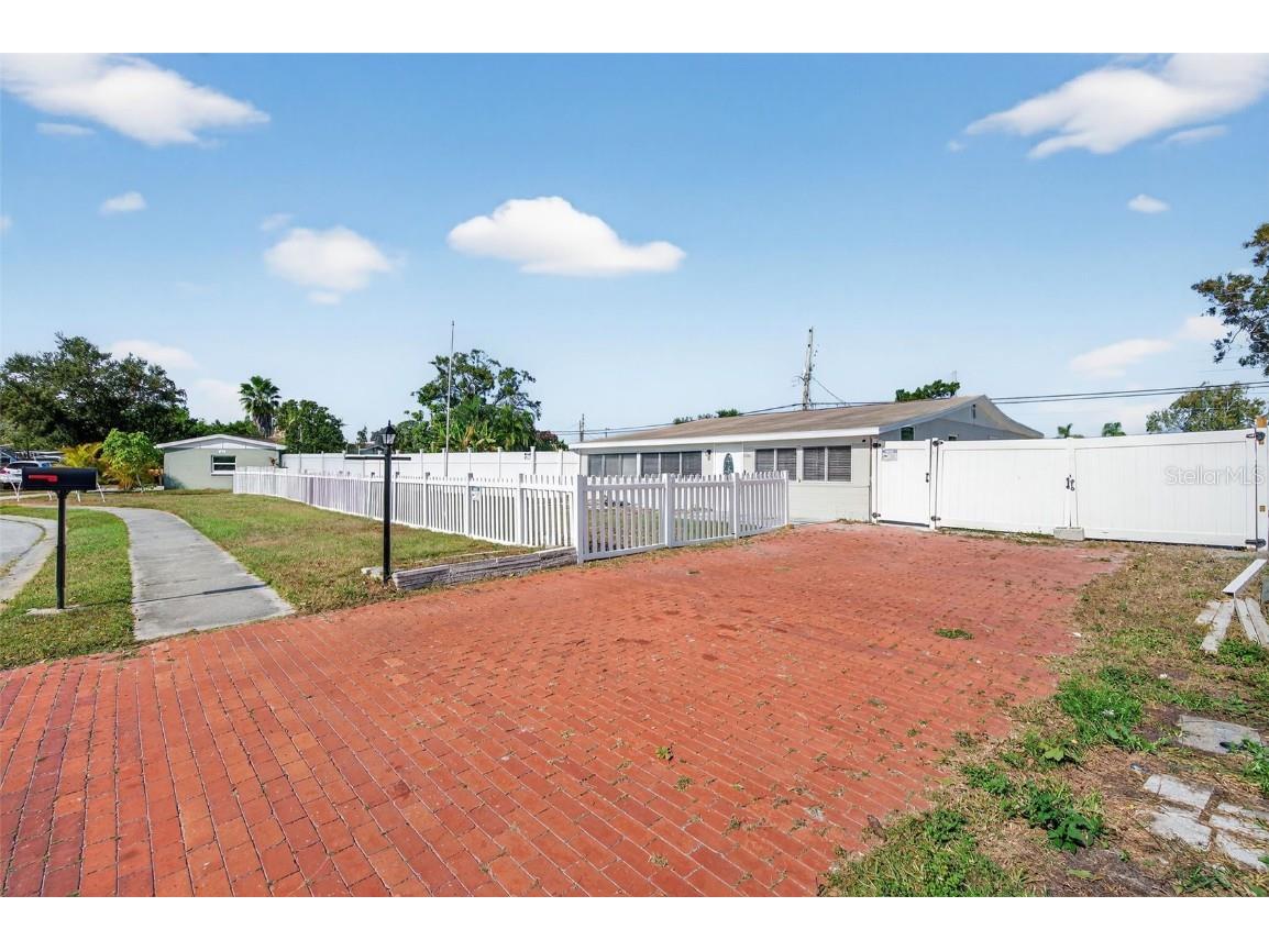 5861 85th Terrace N Pinellas Park FL 33781 TB8437855 image55