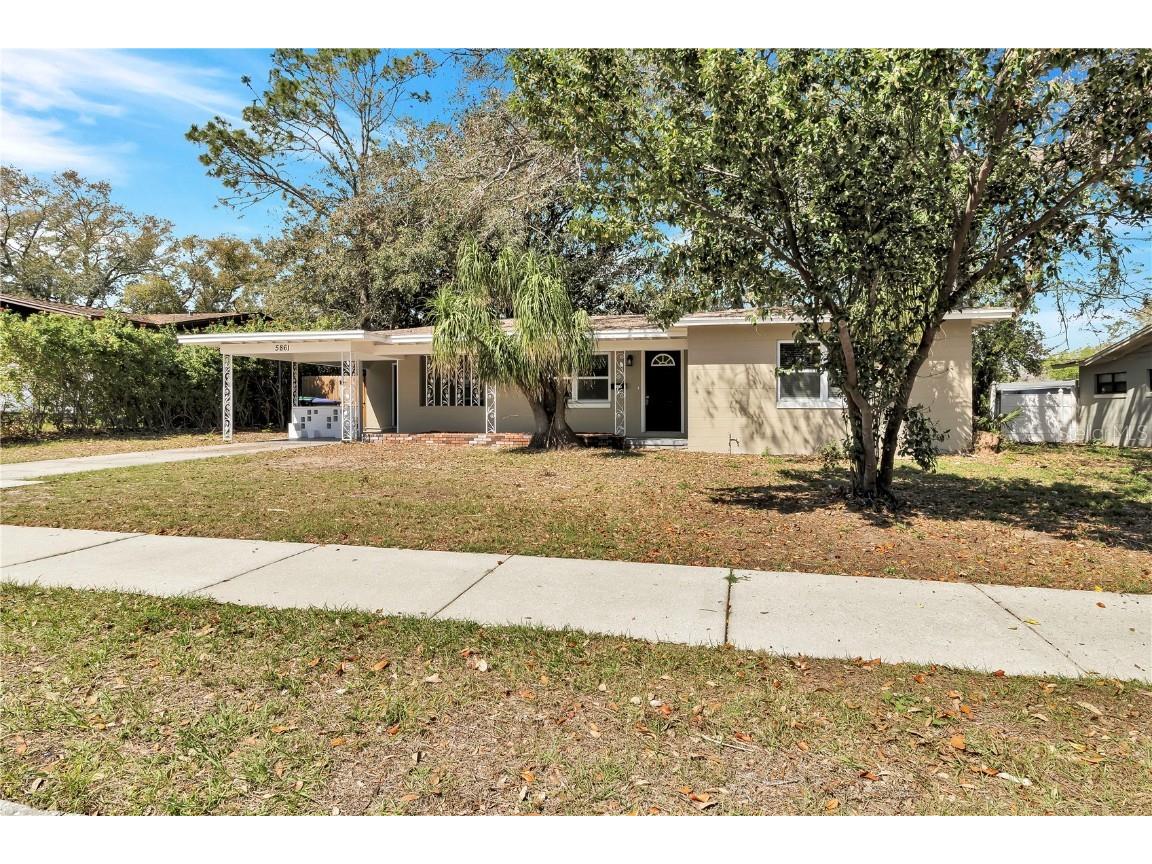 5861 Bolling Drive Orlando FL 32808 O6288736 image1
