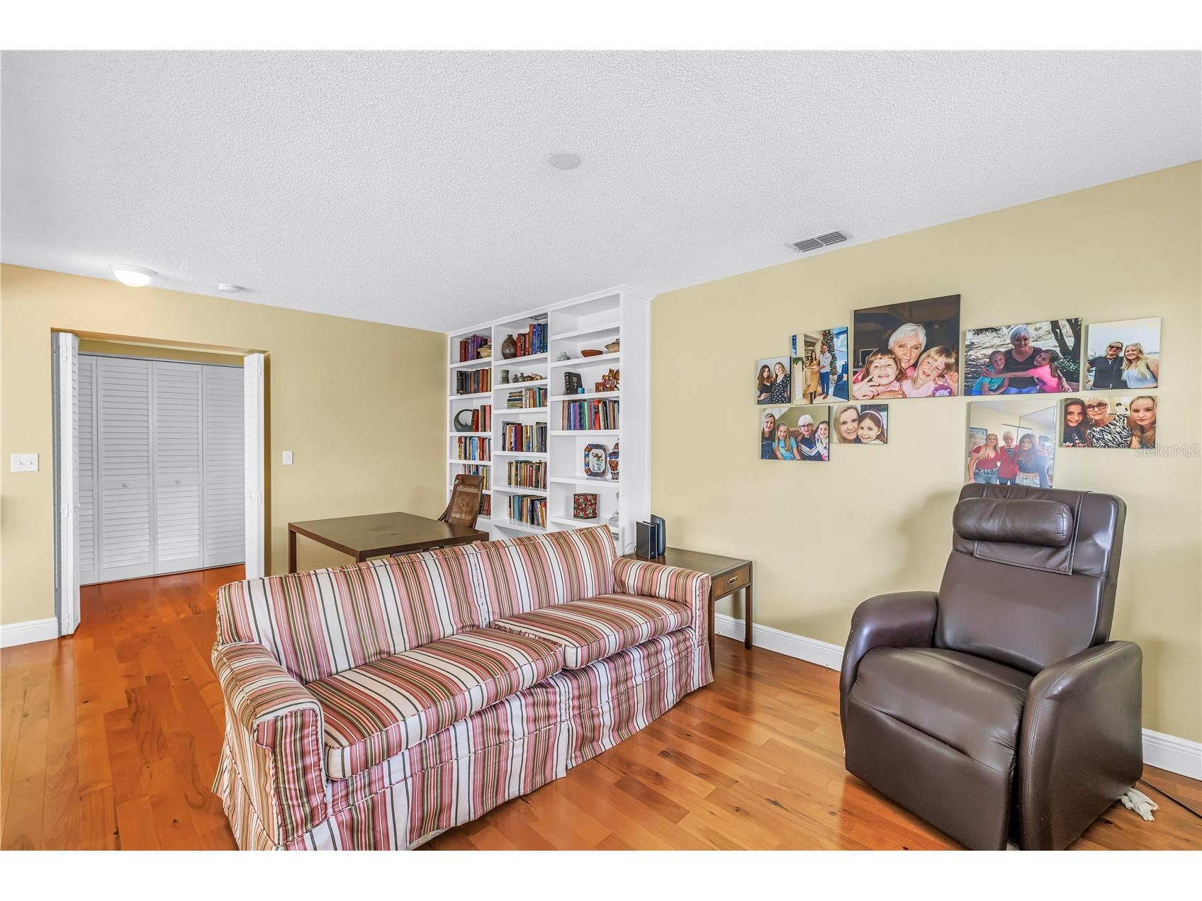 5861 Calais Boulevard N #1 Saint Petersburg FL 33714 TB8495466 image22