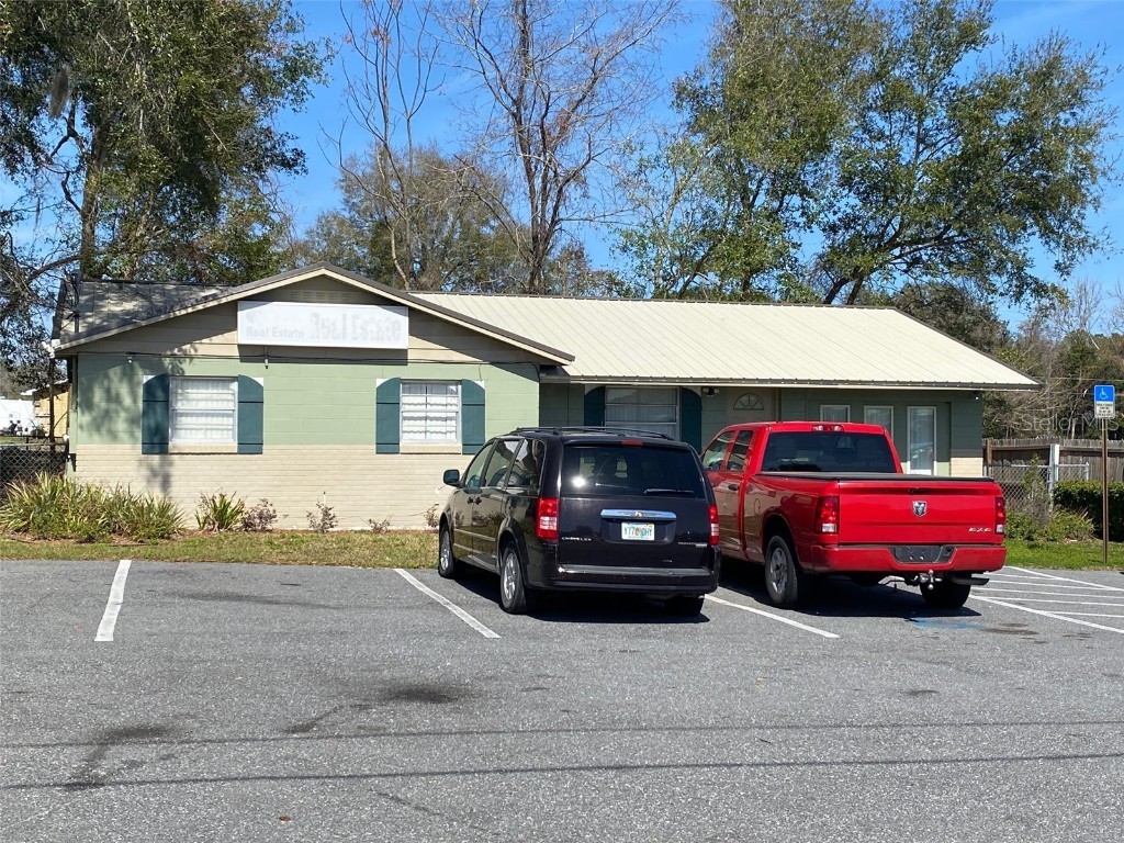 5861 W Highway 40 Ocala FL 34482 OM653146 image1