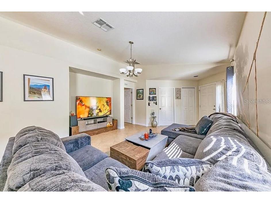 5861 Wrenwater Drive Lithia FL 33547 TB8506045 image4