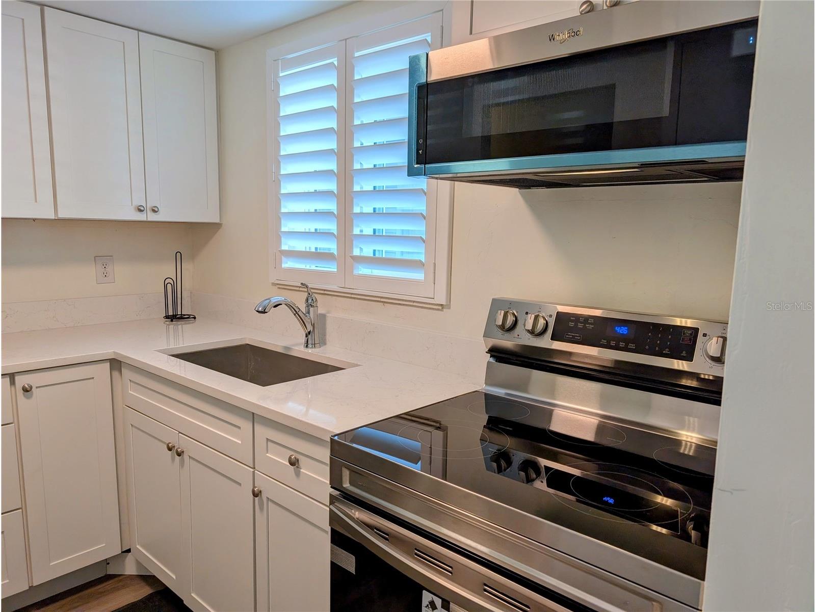5862 Welcome Road #J-25 Bradenton FL 34207 A4693626 image3