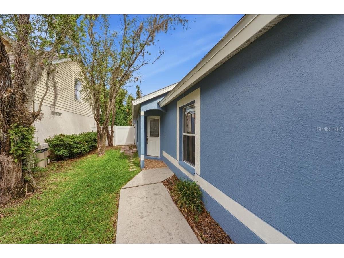 5863 Meadowpark Place Lithia FL 33547 TB8515437 image3