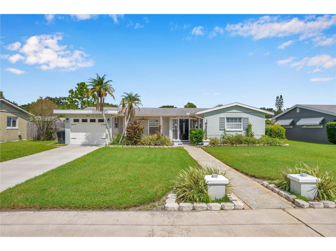 5865 30th Avenue N Saint Petersburg FL 33710 U8138078 image1