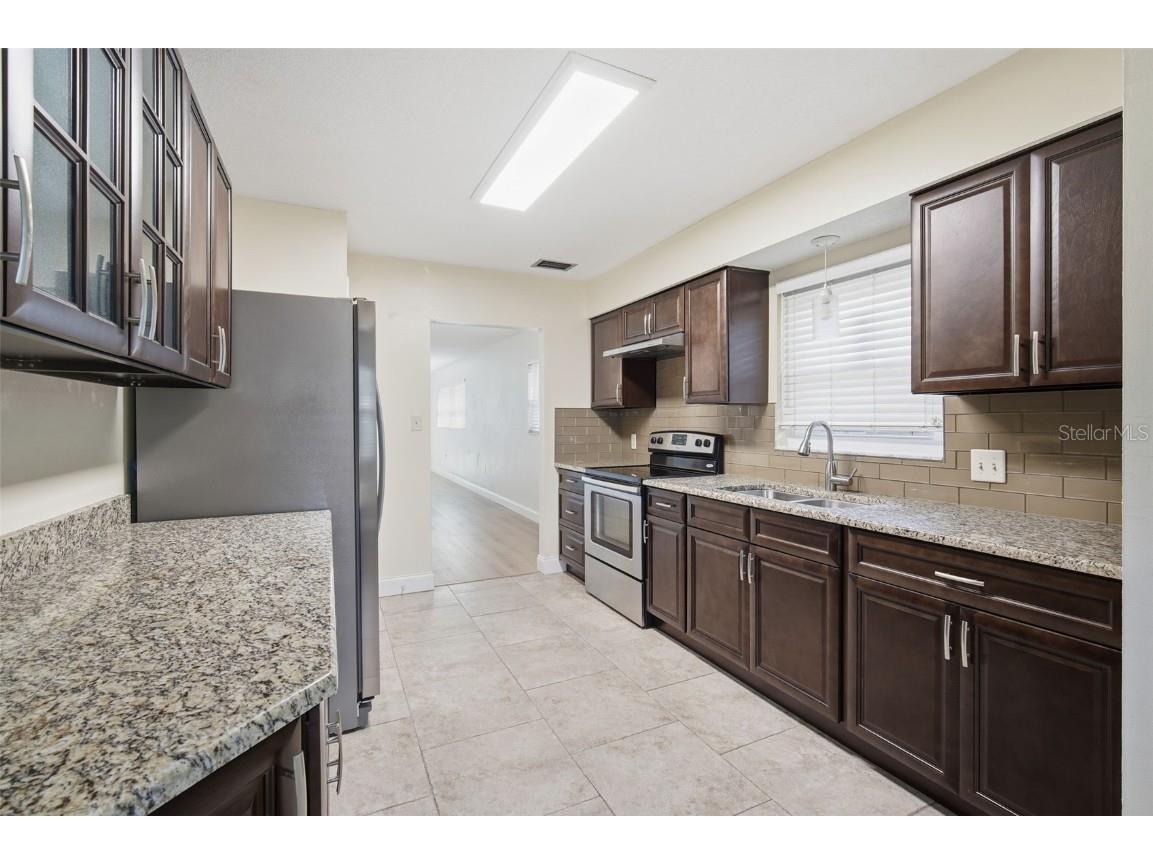 5865 37th Avenue N #19 Saint Petersburg FL 33710 TB8446788 image11