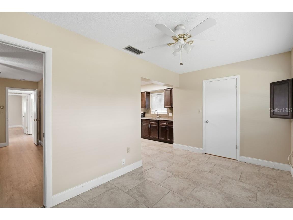 5865 37th Avenue N #19 Saint Petersburg FL 33710 TB8446788 image16