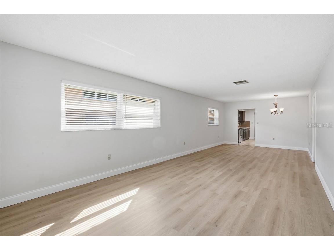 5865 37th Avenue N #19 Saint Petersburg FL 33710 TB8446788 image5