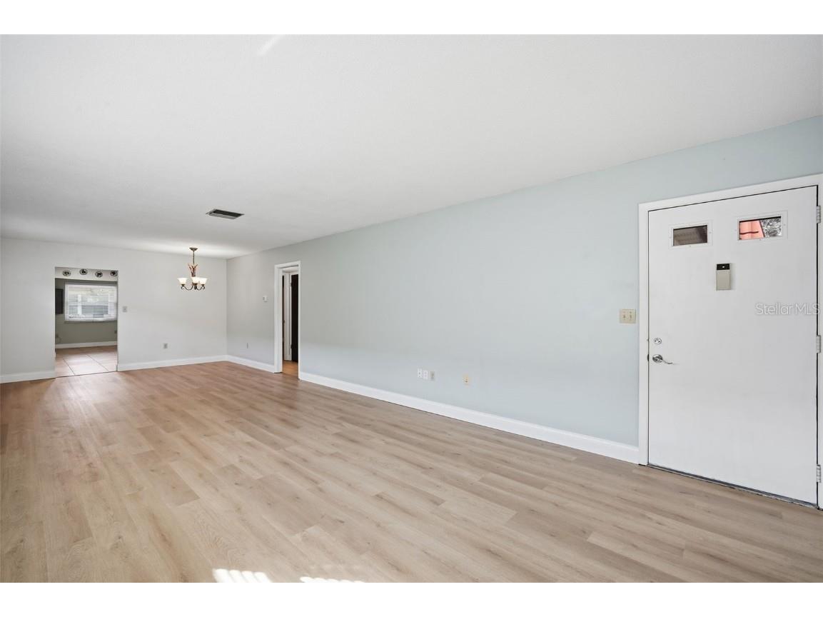 5865 37th Avenue N #19 Saint Petersburg FL 33710 TB8446788 image6