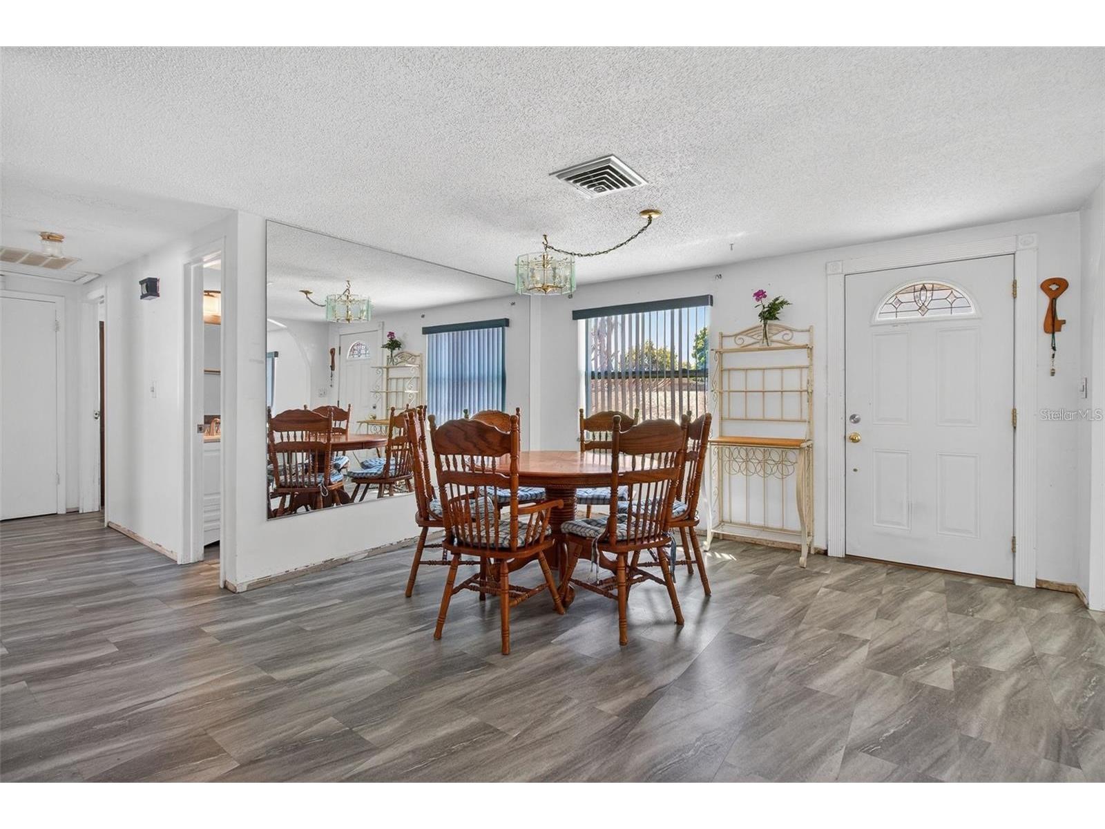 5865 92nd Avenue N Pinellas Park FL 33782 TB8513756 image4