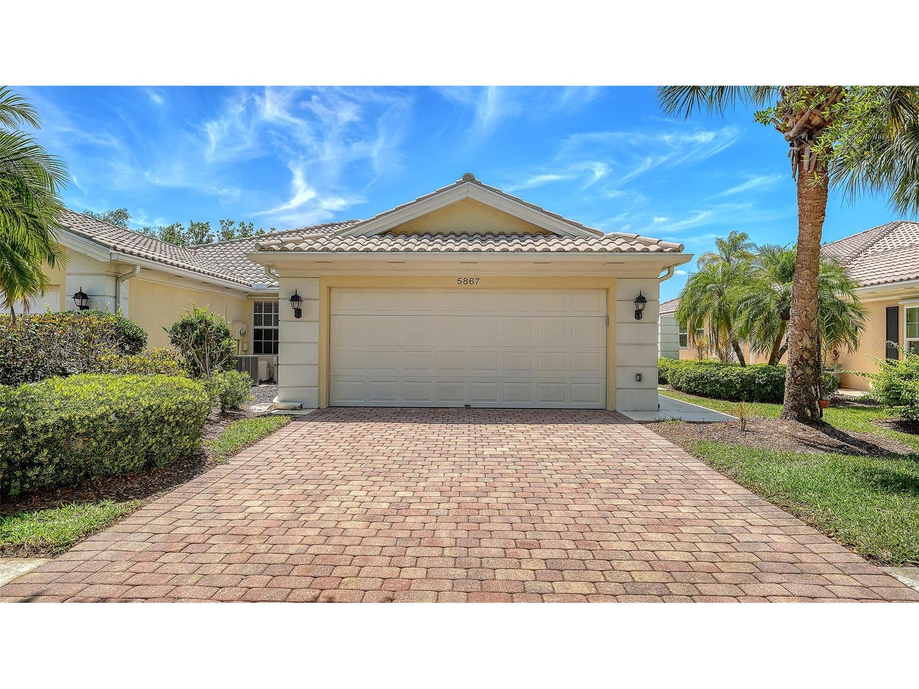 5867 Helicon Place Sarasota FL 34238 A4689669 image12