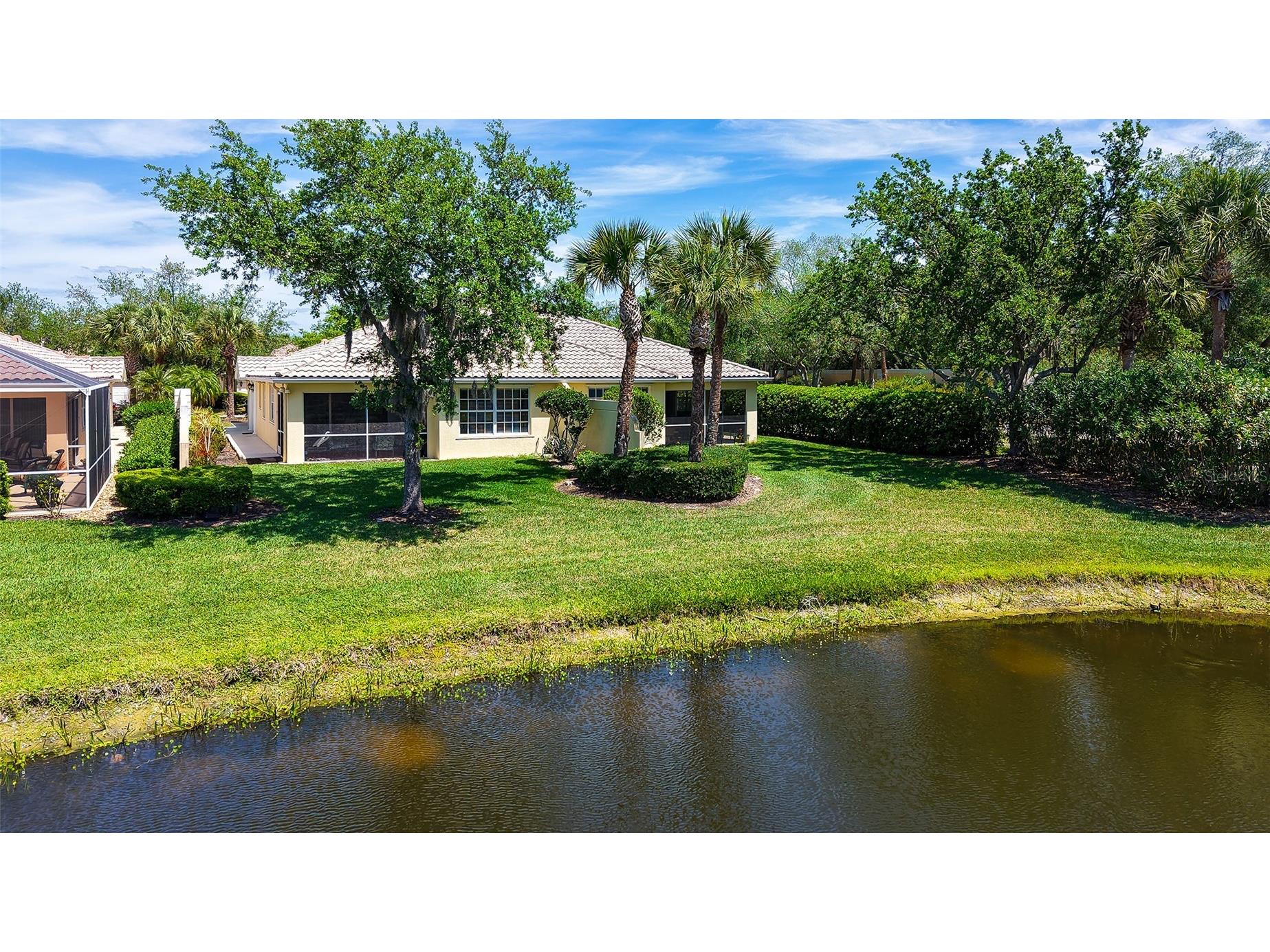 5867 Helicon Place Sarasota FL 34238 A4689669 image38
