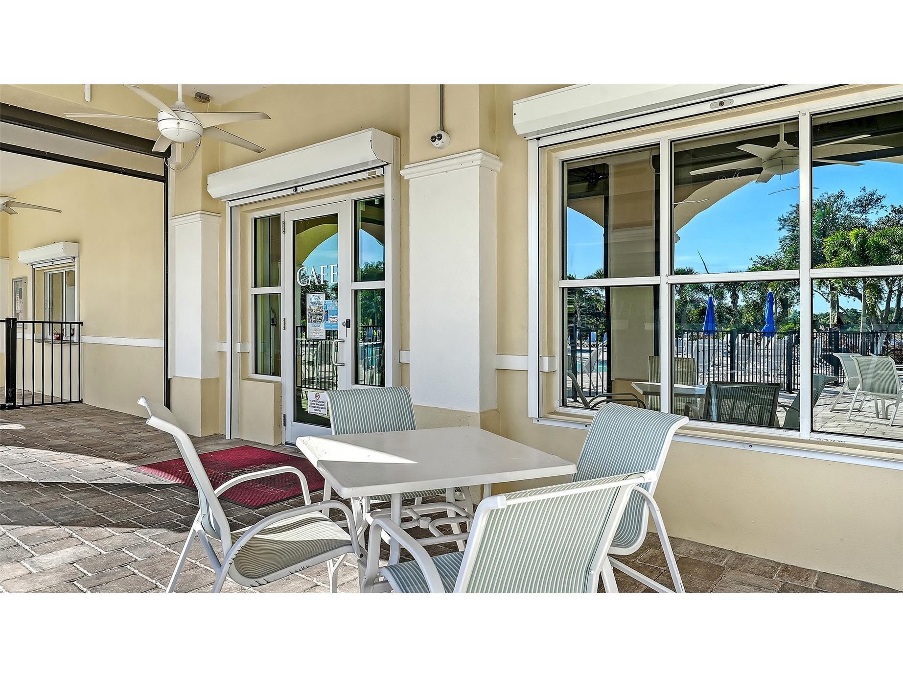 5867 Helicon Place Sarasota FL 34238 A4689669 image44