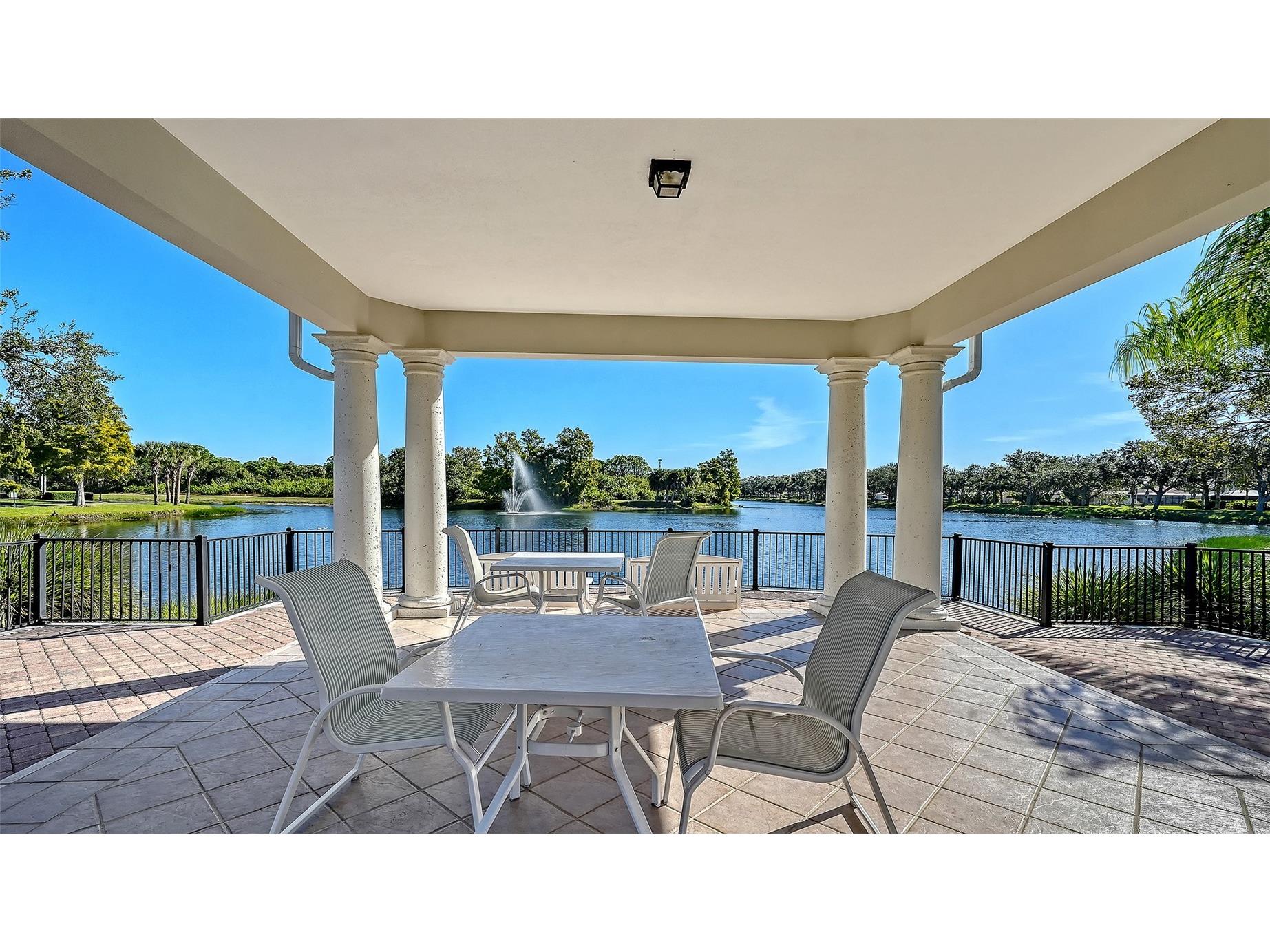 5867 Helicon Place Sarasota FL 34238 A4689669 image51