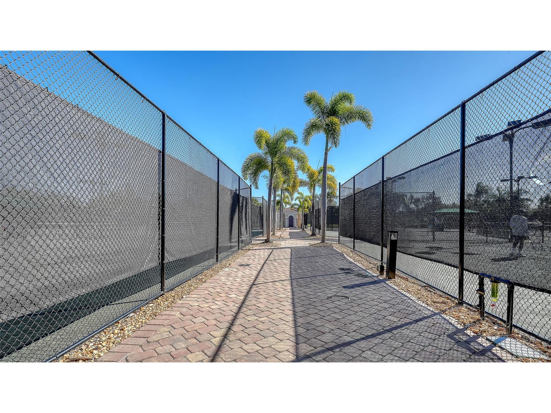 5867 Helicon Place Sarasota FL 34238 A4689669 image55