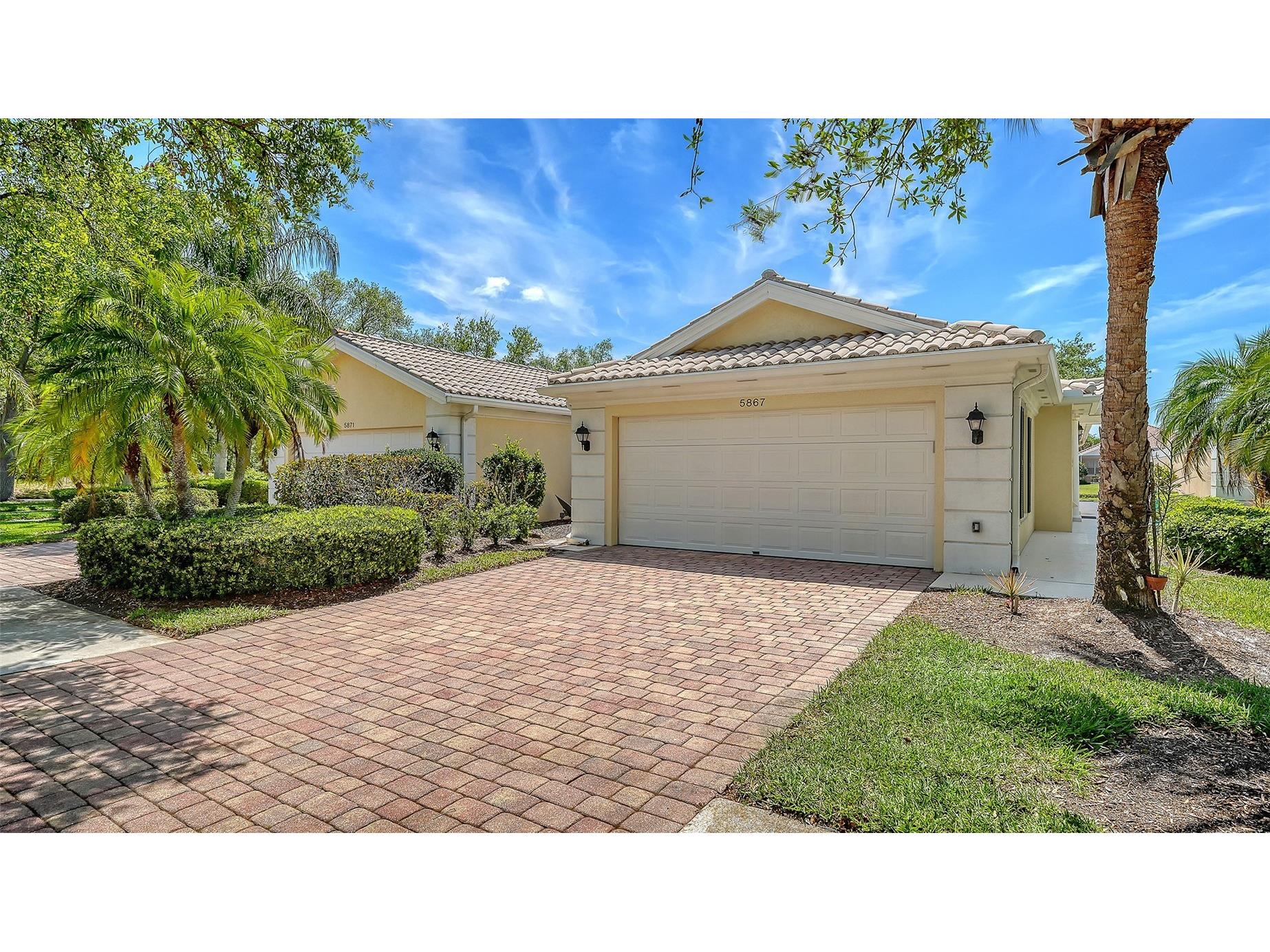 5867 Helicon Place Sarasota FL 34238 A4689669 image9