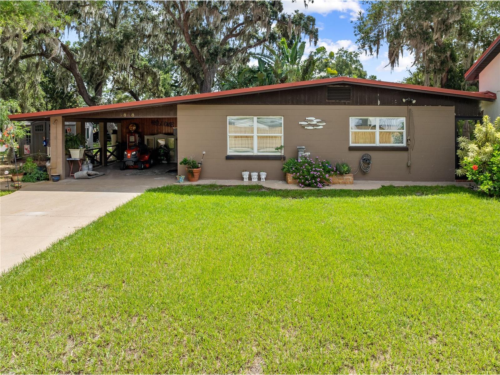 5868 Alligator Lake Shore W Saint Cloud FL 34771 - ALLIGATOR LAKE O6383635 image1