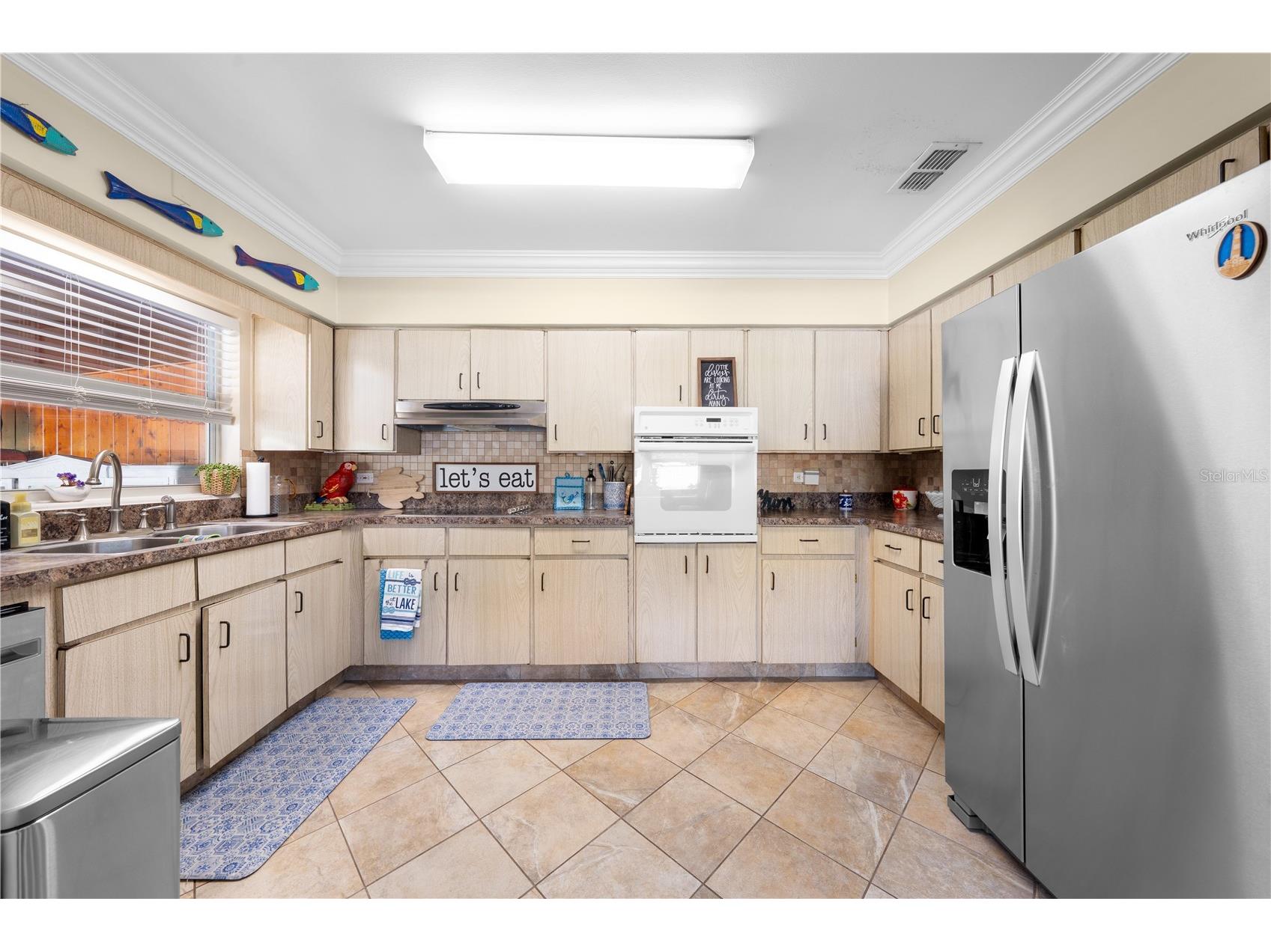 5868 Alligator Lake Shore W Saint Cloud FL 34771 - ALLIGATOR LAKE O6383635 image9