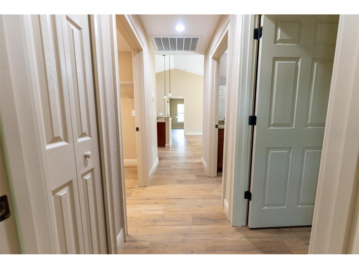 5868 NW 56th Terrace Ocala FL 34482 OM712032 image47