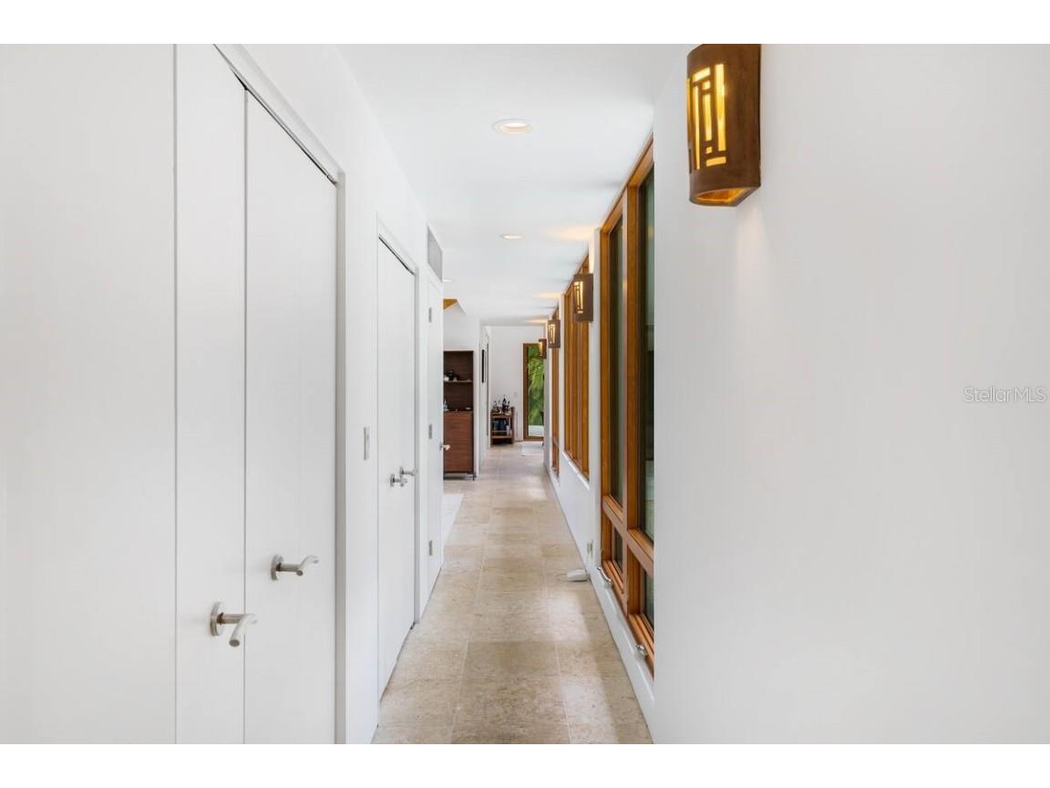 587 47th Street Sarasota FL 34234 A4662279 image20