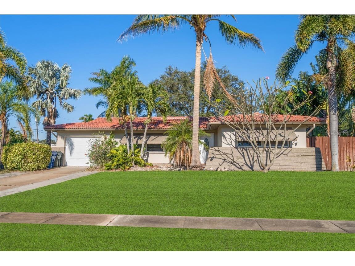 587 Hillcrest Drive Largo FL 33771 TB8333653 image1