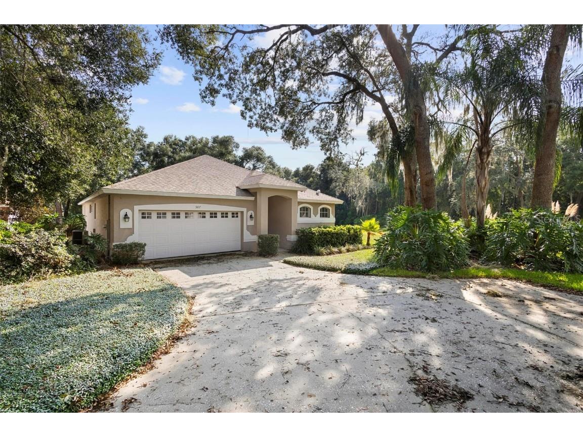 587 Kings Castle Drive Orange City FL 32763 V4938712 image1