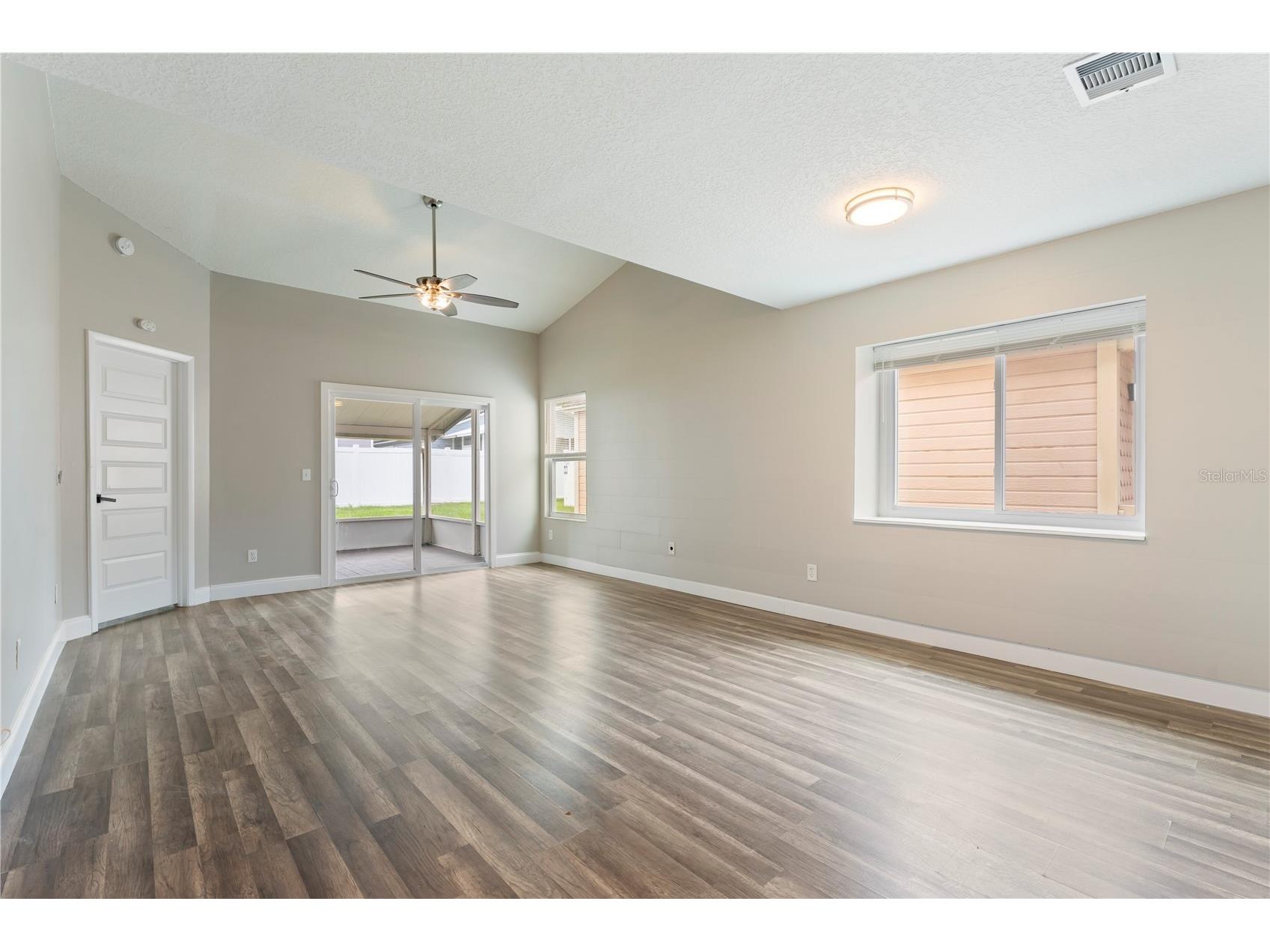 587 Portland Circle Apopka FL 32703 O6411429 image3