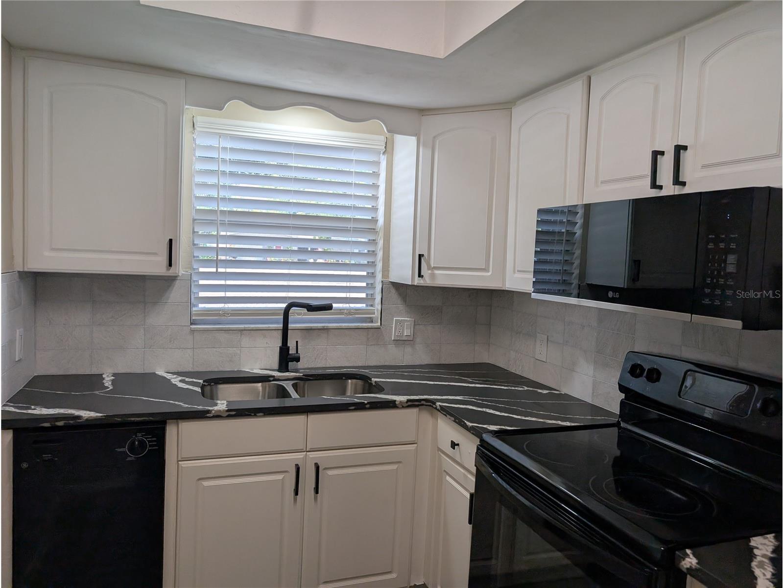 5870 38th Avenue N #40 Saint Petersburg FL 33710 TB8512866 image6