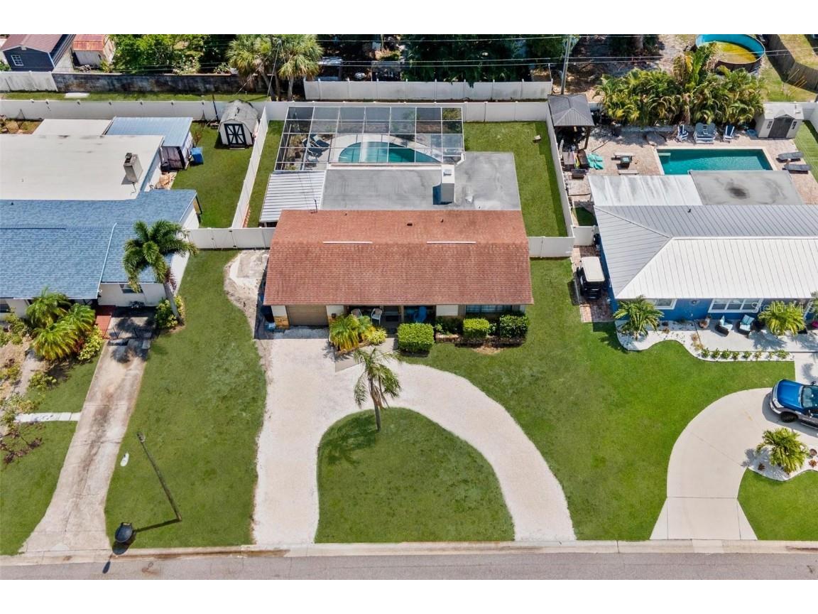 5870 39th Avenue N Saint Petersburg FL 33709 U8245079 image1