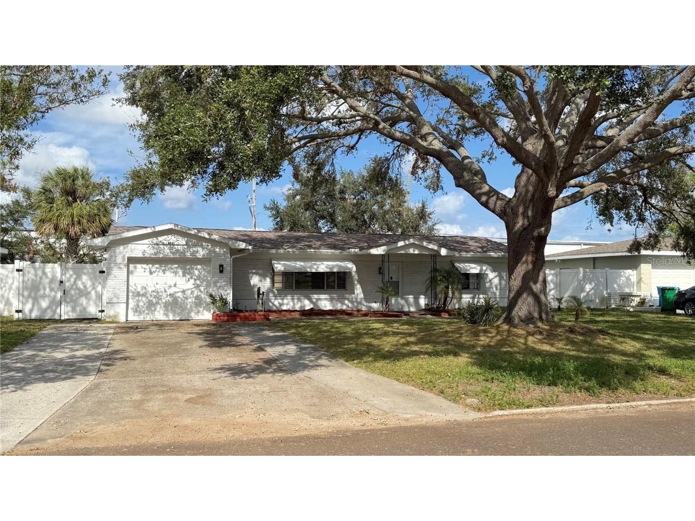 5871 52nd Avenue N Kenneth City FL 33709 A4628294 image1