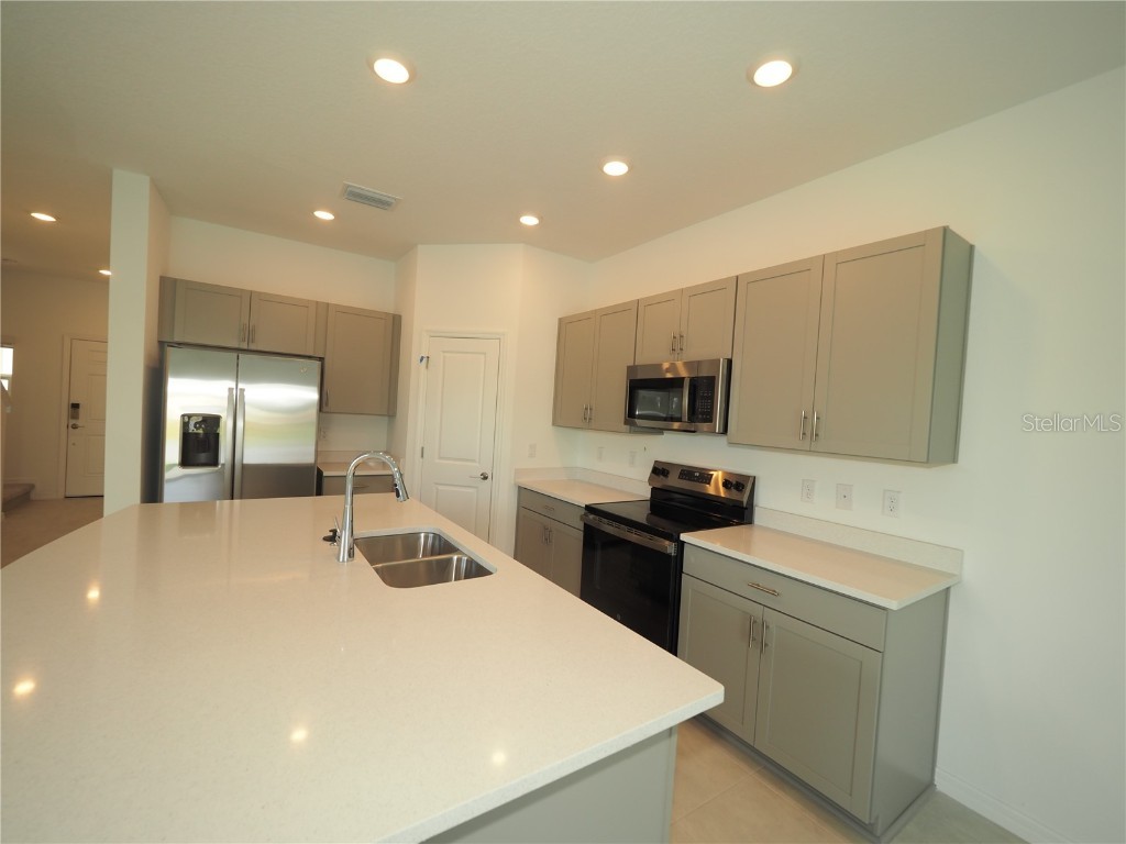 5872 Biscotti Street Nokomis FL 34275 A4673948 image8