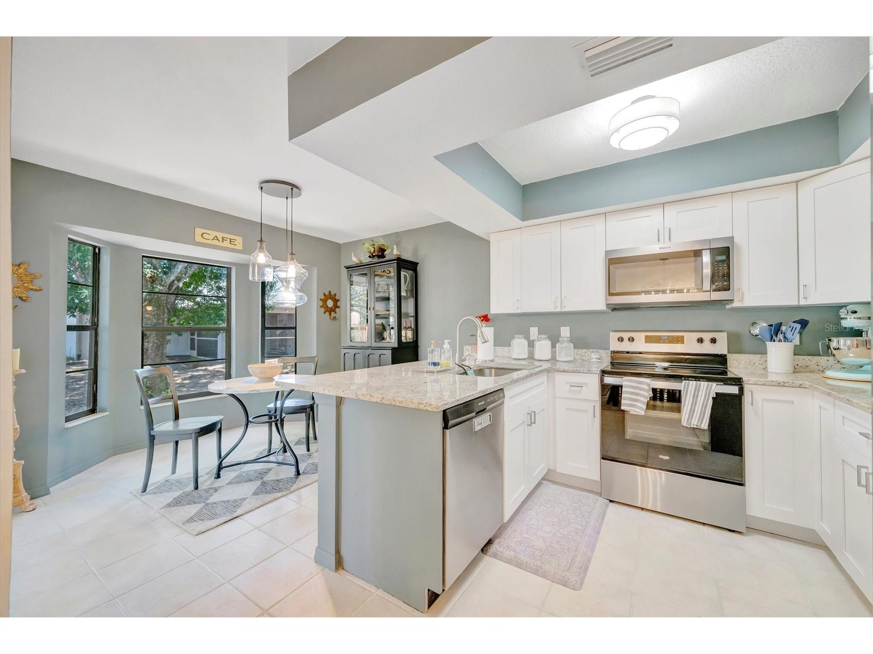 5872 Pauma Court Sarasota FL 34232 A4694714 image11