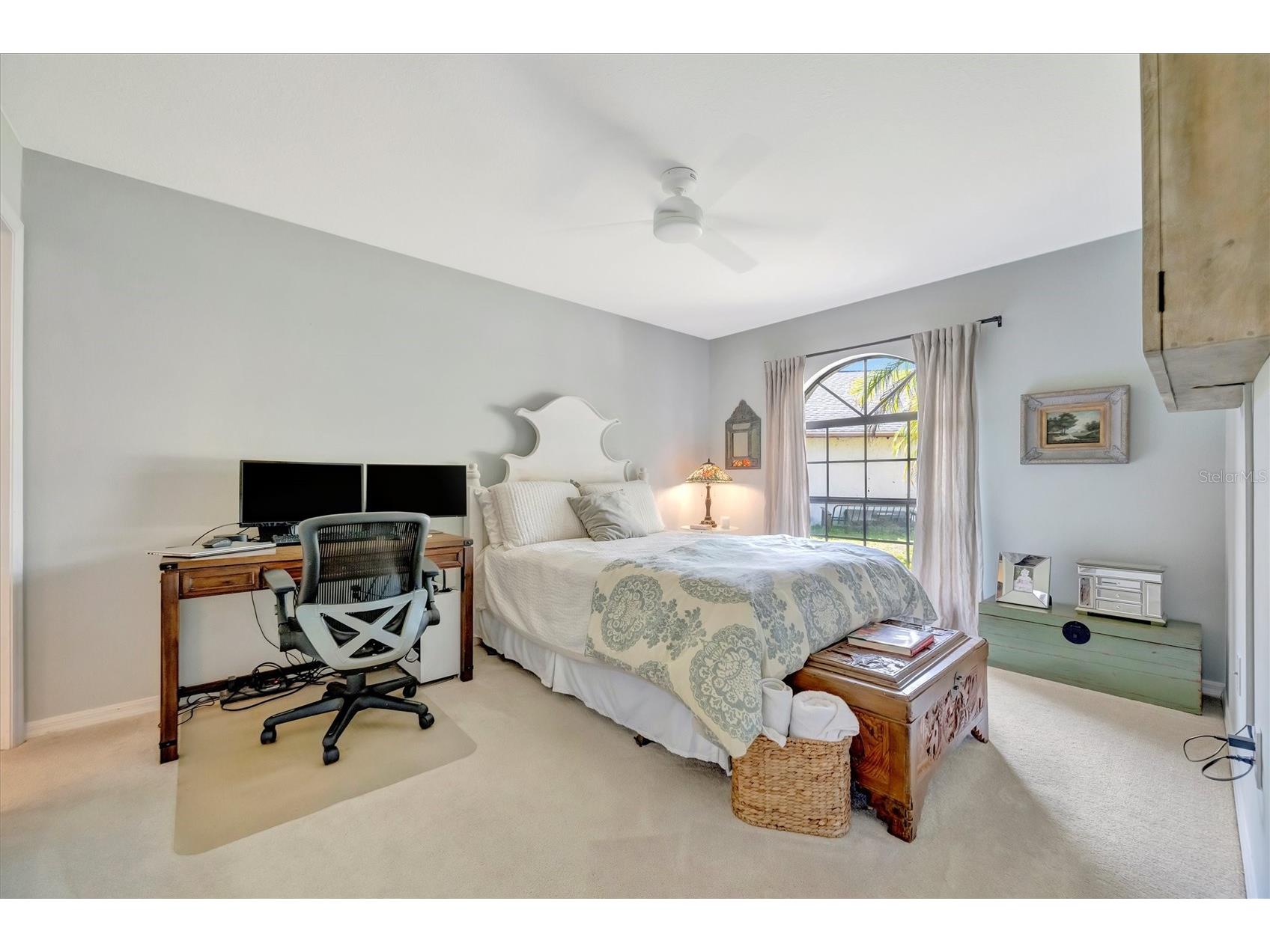 5872 Pauma Court Sarasota FL 34232 A4694714 image30
