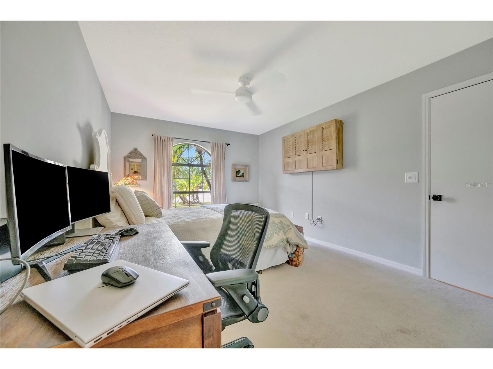 5872 Pauma Court Sarasota FL 34232 A4694714 image35