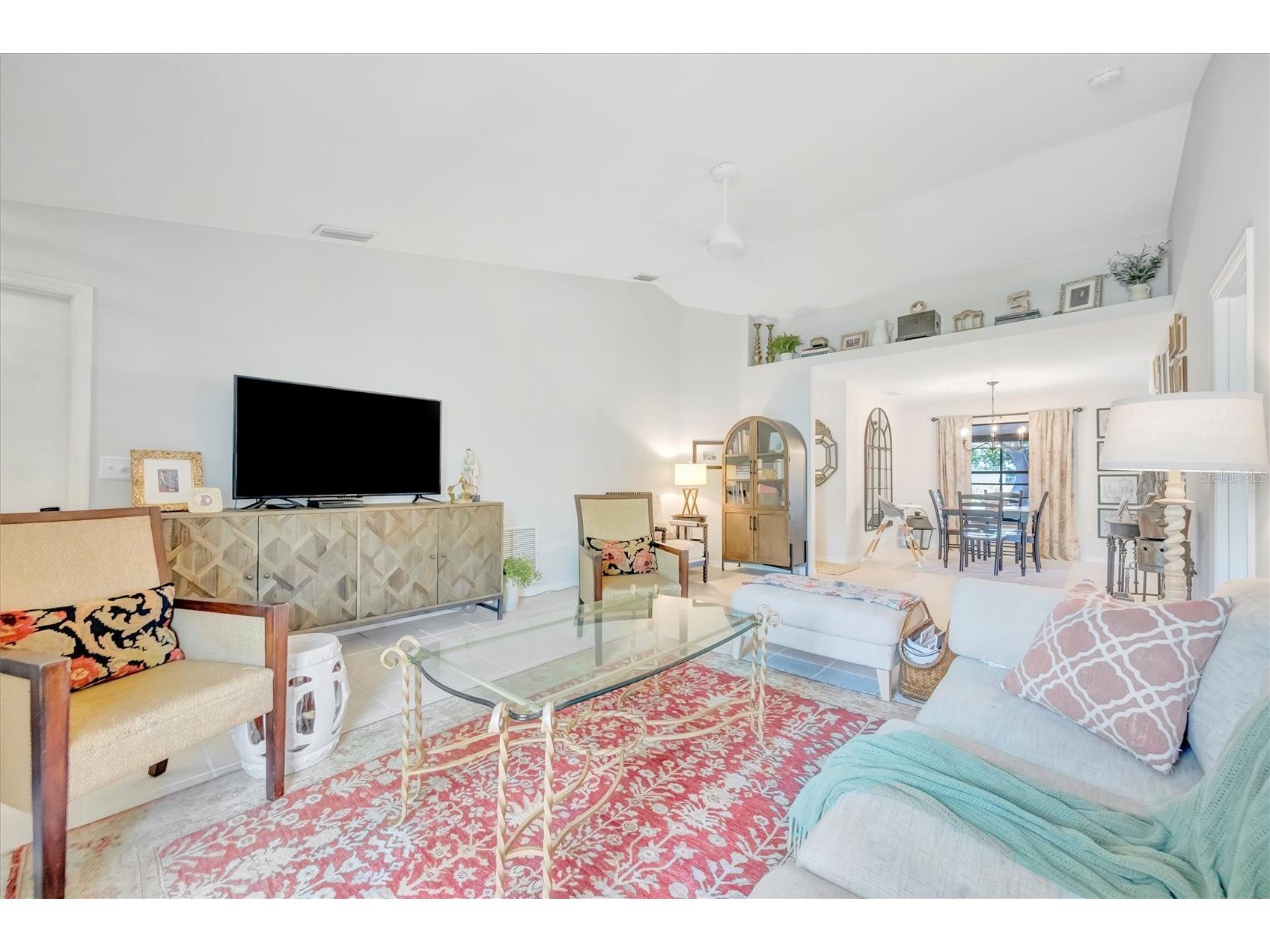5872 Pauma Court Sarasota FL 34232 A4694714 image4