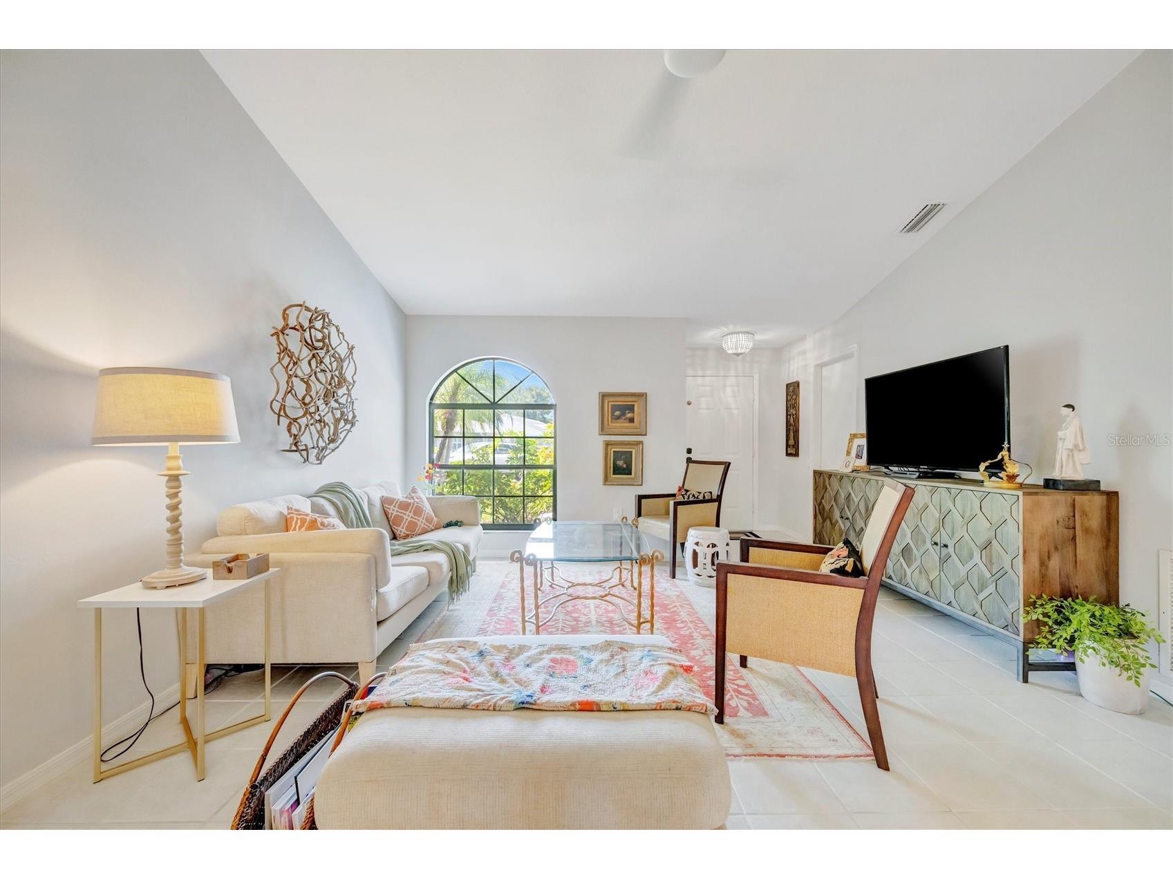 5872 Pauma Court Sarasota FL 34232 A4694714 image5