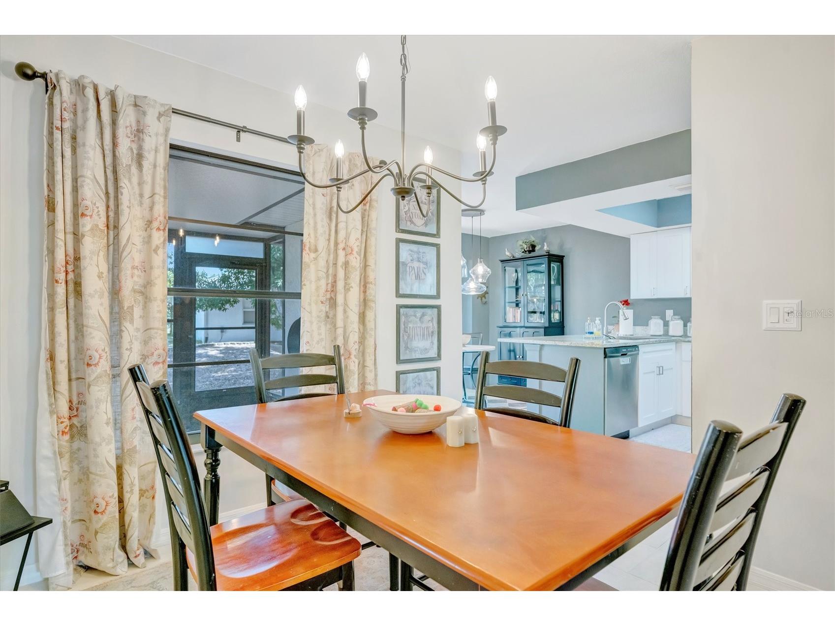 5872 Pauma Court Sarasota FL 34232 A4694714 image9
