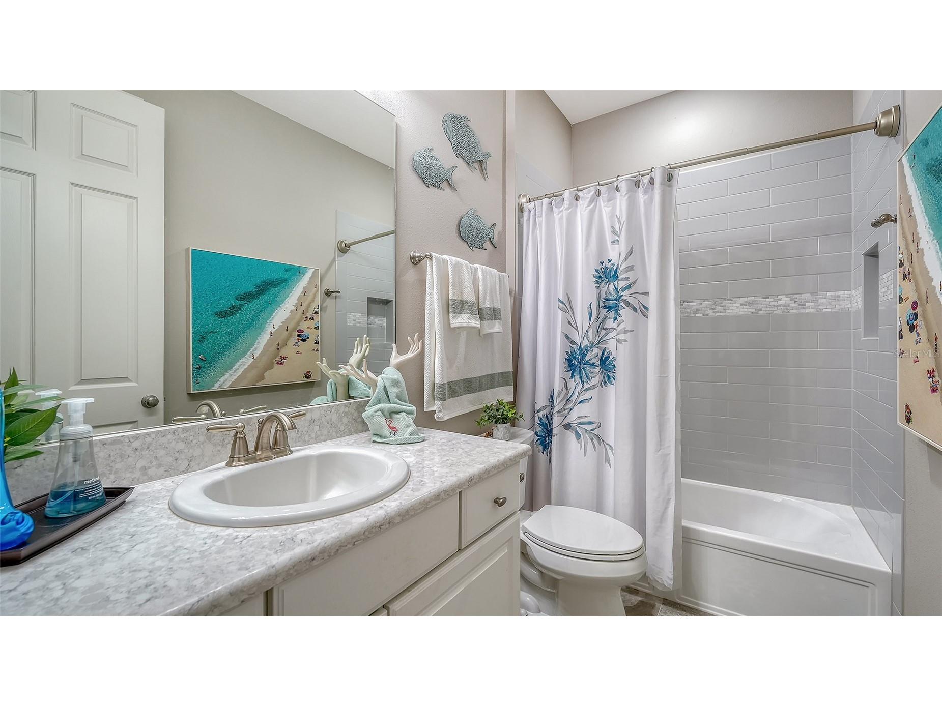 5873 Anise Drive Sarasota FL 34238 A4698161 image31