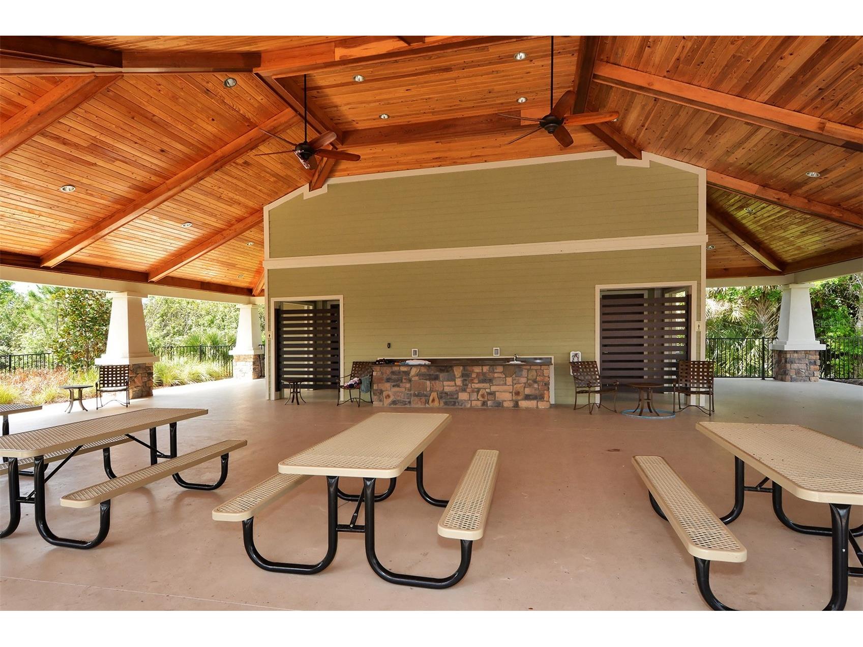 5873 Anise Drive Sarasota FL 34238 A4698161 image56